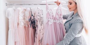 Wie Sie modische Damenbekleidung für jede Jahreszeit stylen können